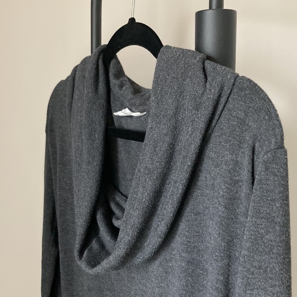 Slouchy dark gray sweater. Size Small. - Picture 5 of 6